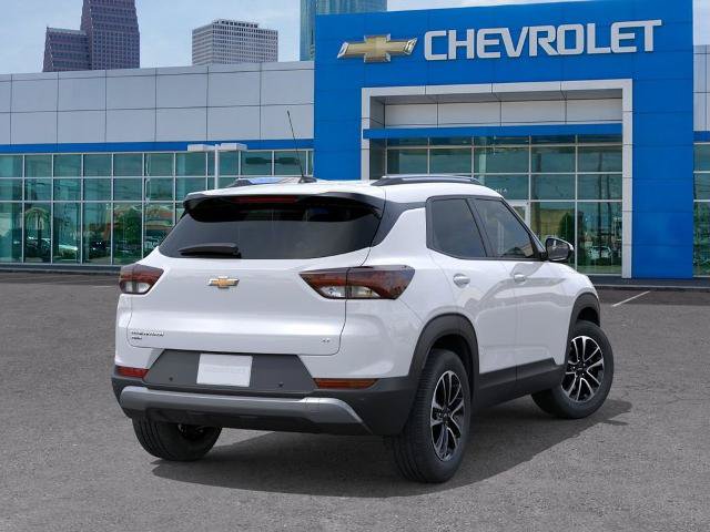 New 2026 Chevrolet TrailBlazer LT w/ LT Cold Weather Package AWD/4WD image 4