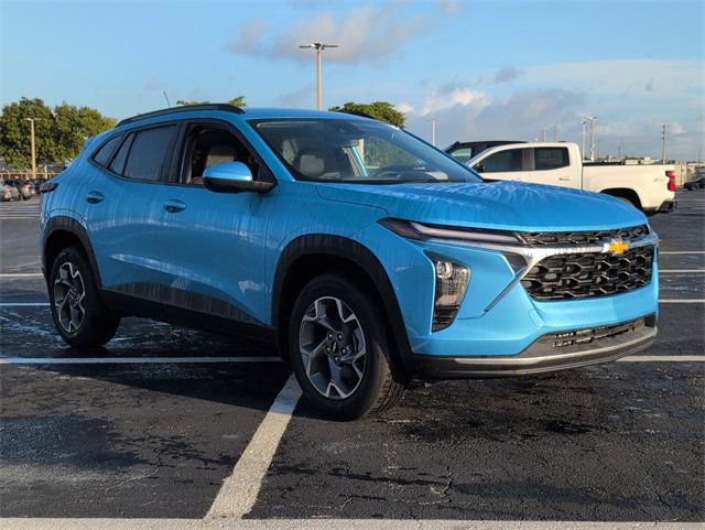 New 2025 Chevrolet Trax LT w/ Driver Confidence Package image 1