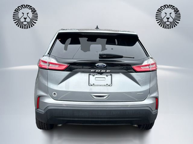 Certified 2024 Ford Edge SE image 6