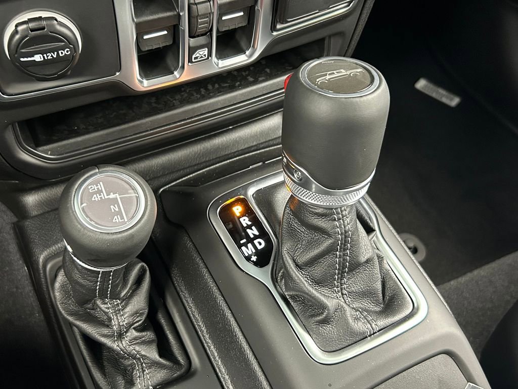 New 2026 Jeep Gladiator Sahara image 19