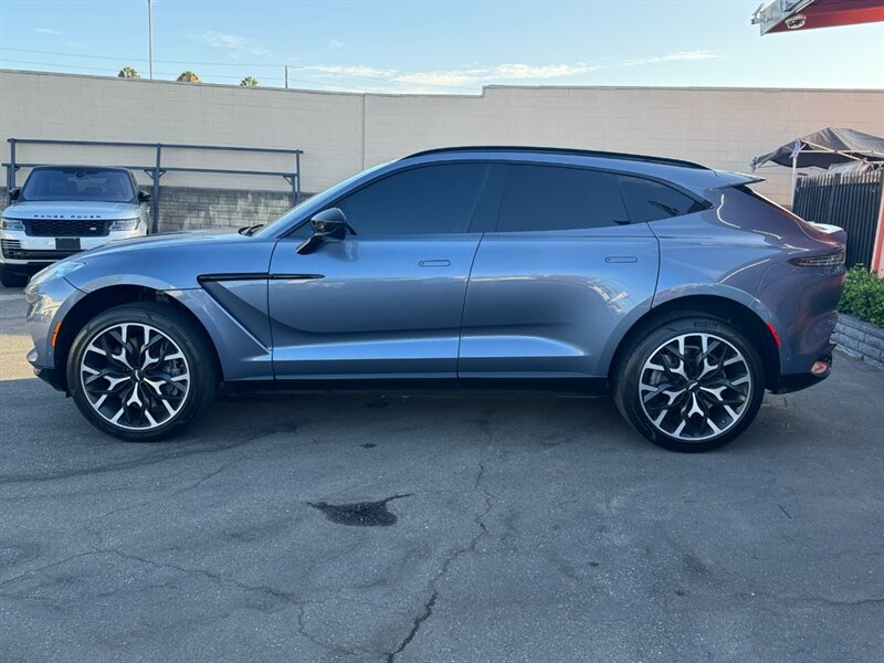 Used 2022 Aston Martin DBX AWD/4WD image 7