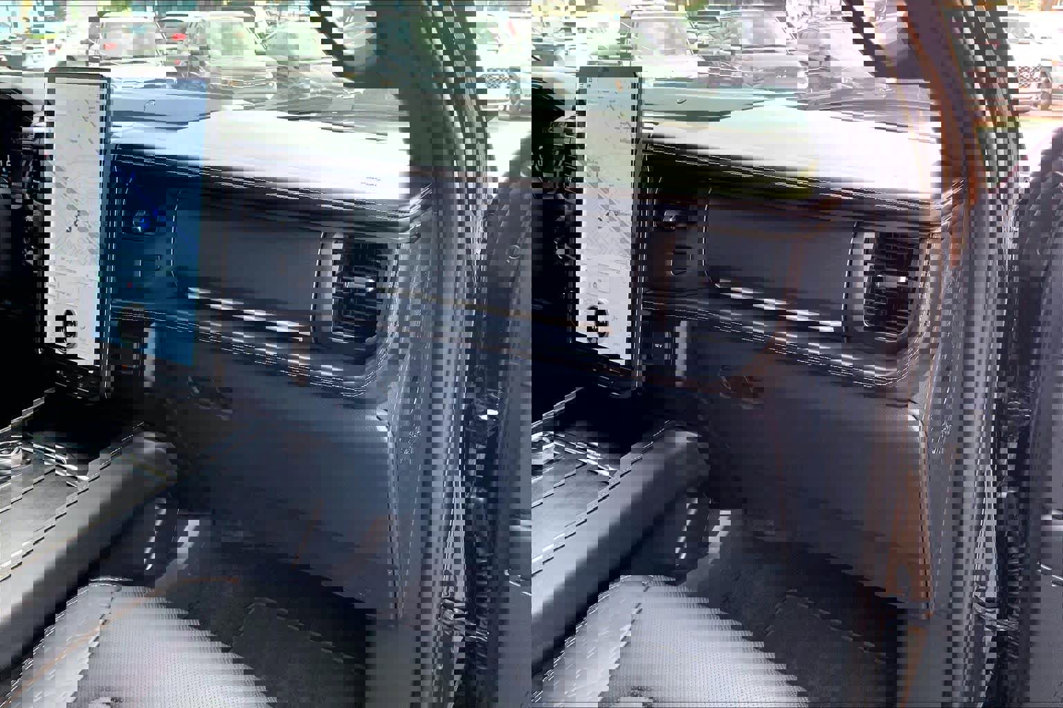 Used 2023 Ford Expedition Platinum AWD/4WD image 19