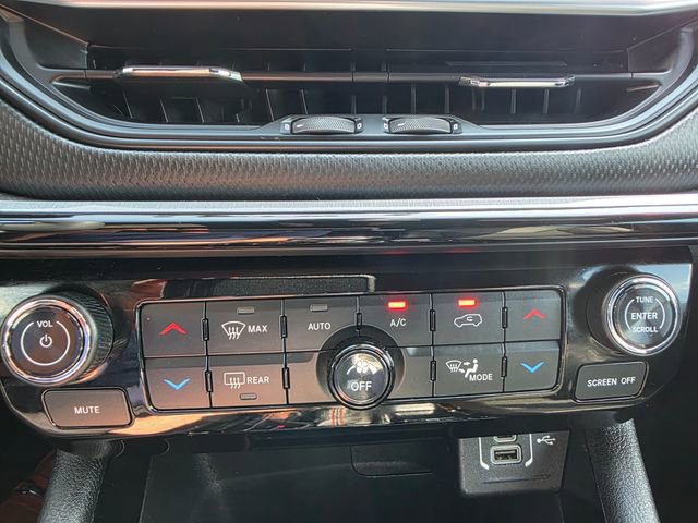 Used 2023 Jeep Compass Trailhawk image 14