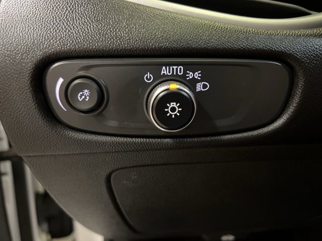 Used 2024 Chevrolet Malibu LT image 40