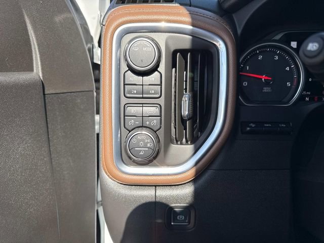 Used 2023 Chevrolet Silverado 3500 High Country w/ Z71 Off-Road Package image 30
