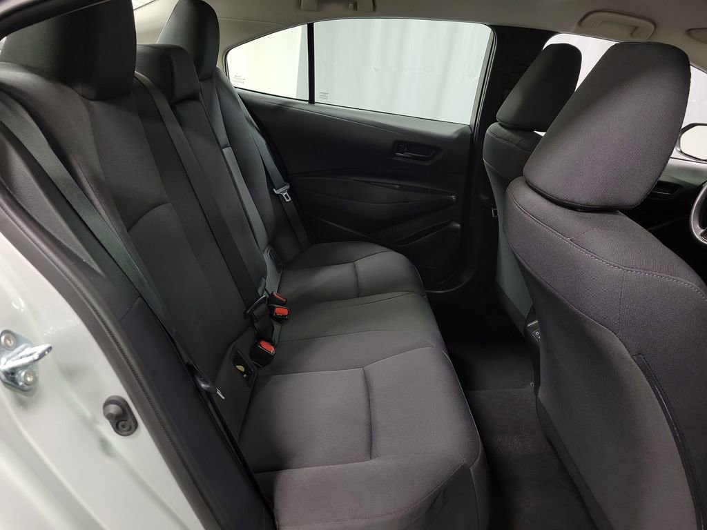 Used 2025 Toyota Corolla LE FWD image 23