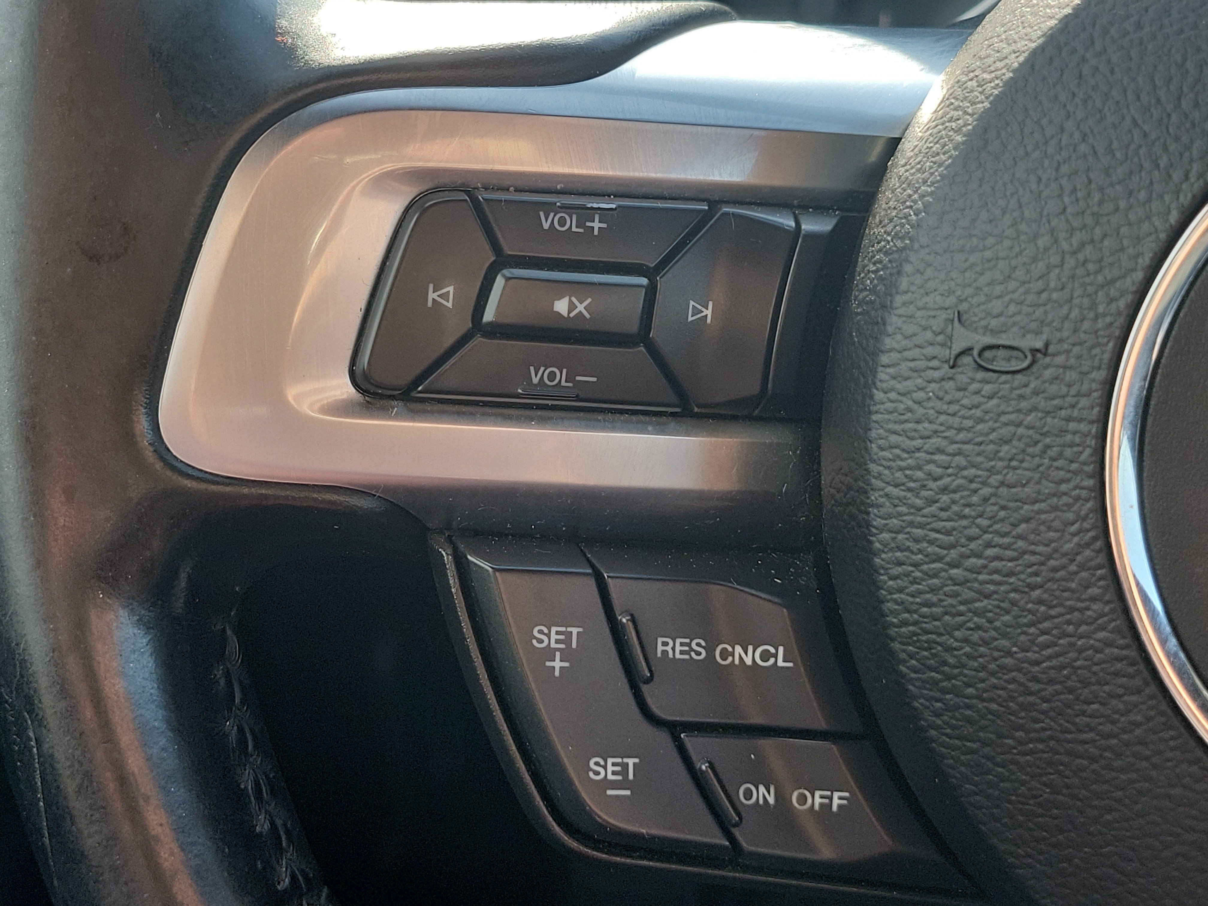 Used 2019 Ford Mustang GT Premium RWD image 24
