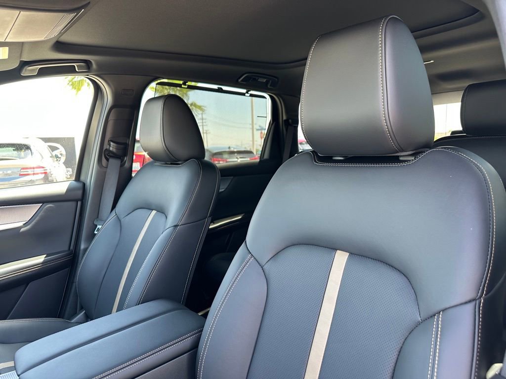 New 2025 MAZDA CX-90 Plug-In Hybrid w/ Premium Plus image 15