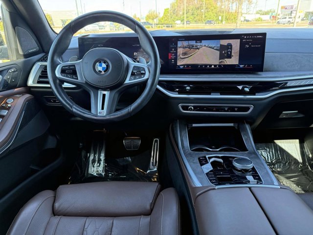 Certified 2024 BMW X7 M60i w/ Climate Comfort Package image 18