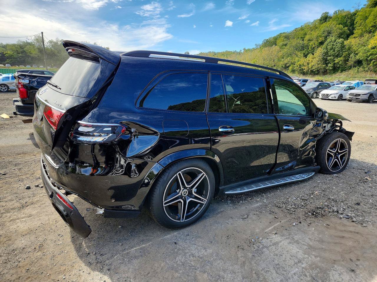 Used 2026 Mercedes-Benz GLS 450 4MATIC image 5