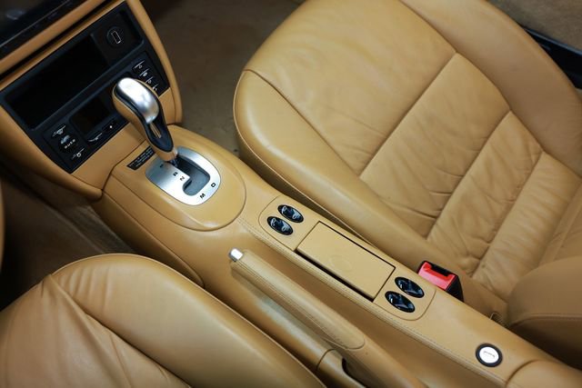 Used 2001 Porsche 911 Carrera 4 AWD/4WD image 44