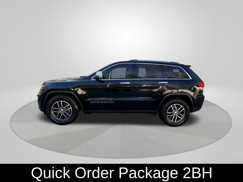 Used 2017 Jeep Grand Cherokee Limited w/ Luxury Group II image 4