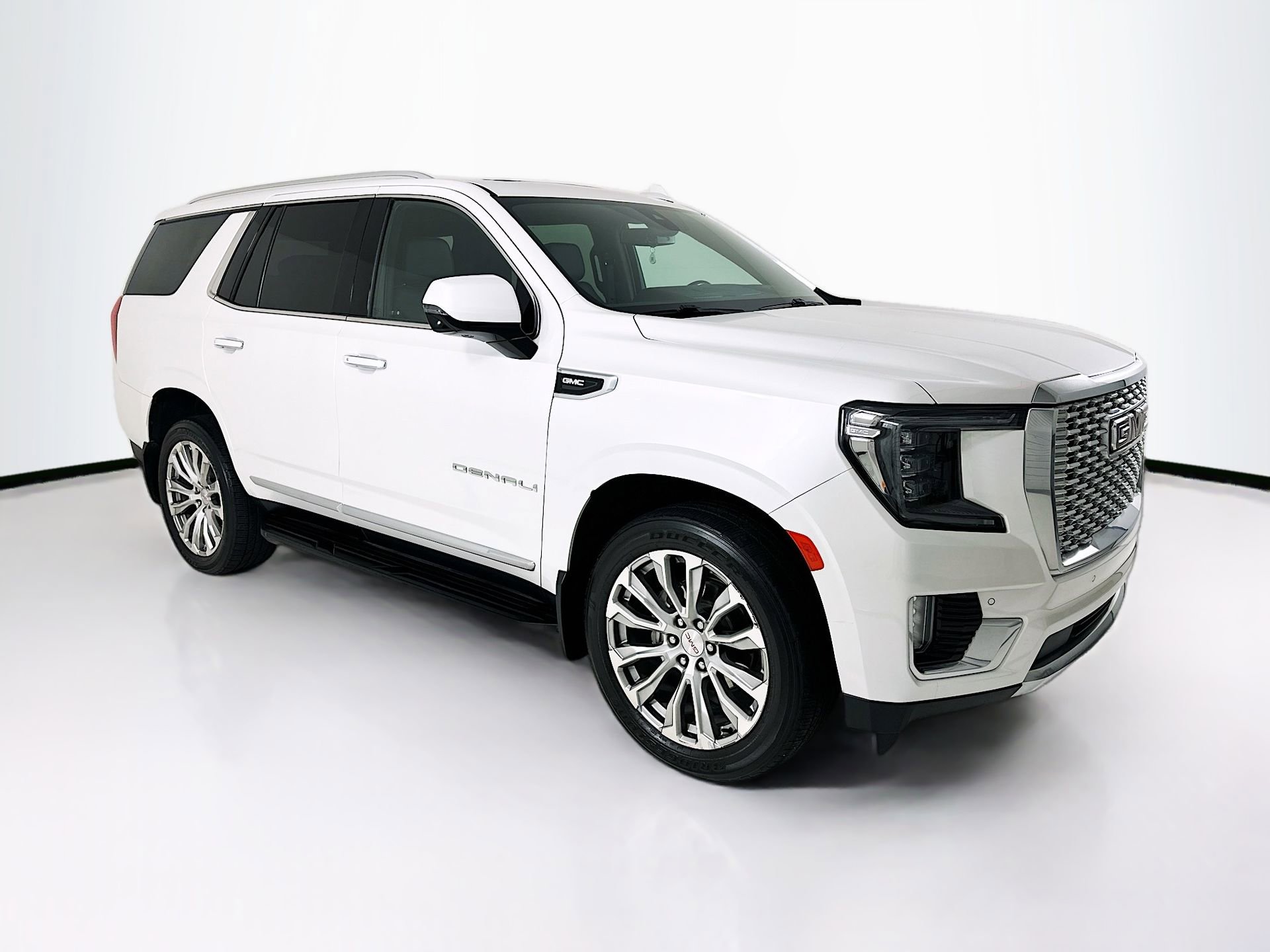 Used 2022 GMC Yukon Denali image 1