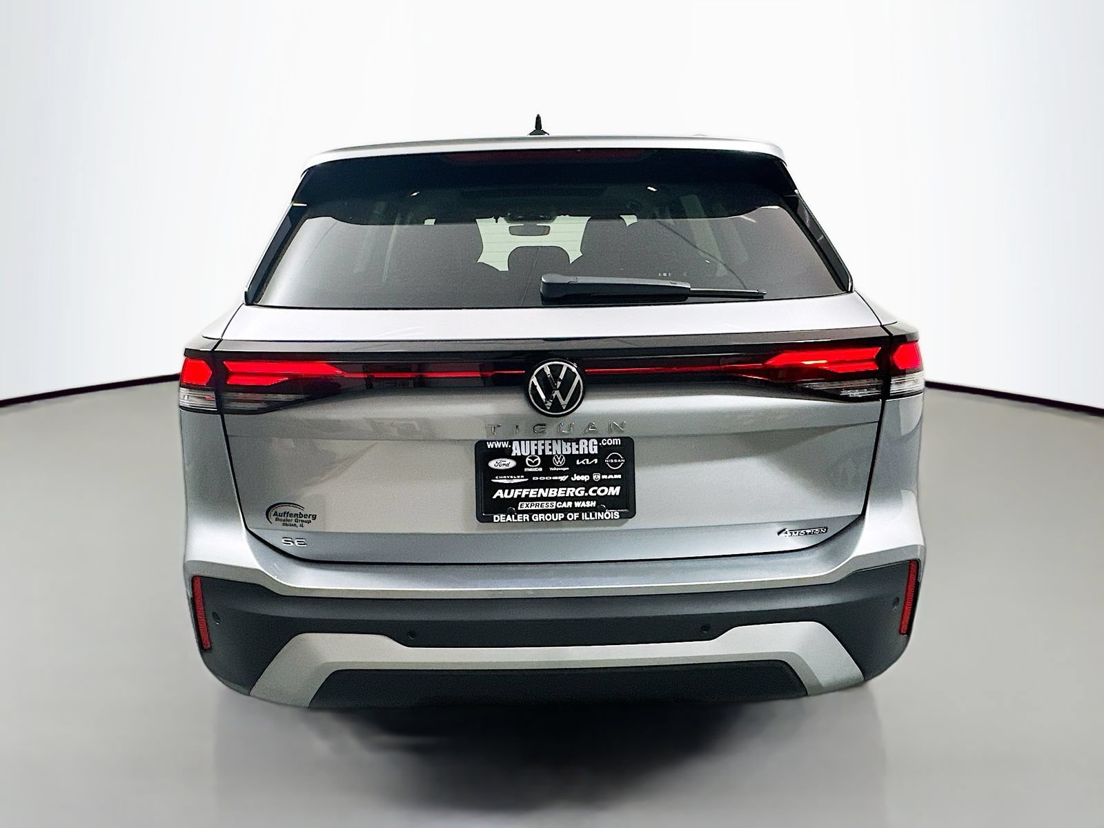 New 2026 Volkswagen Tiguan SE AWD/4WD image 21