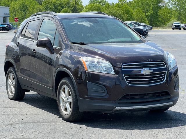 Used 2016 Chevrolet Trax LT w/ LT Convenience Package AWD/4WD image 15
