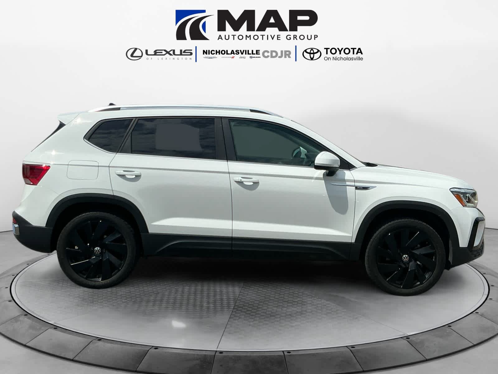Used 2023 Volkswagen Taos SEL w/ Black Wheel Package AWD/4WD image 6