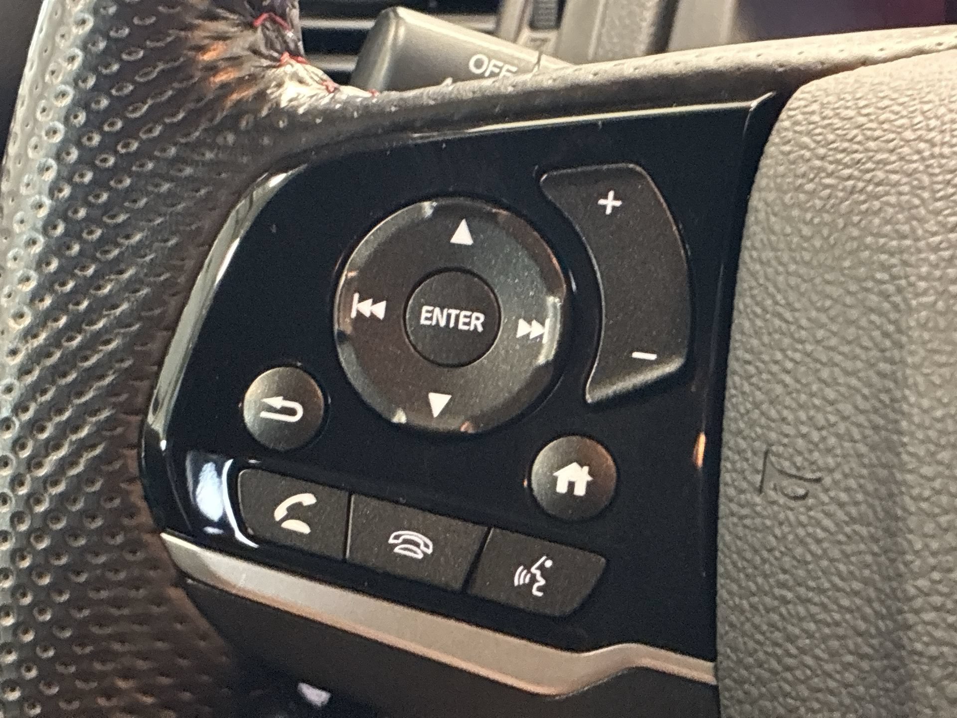 Certified 2024 Honda Passport Black Edition image 26