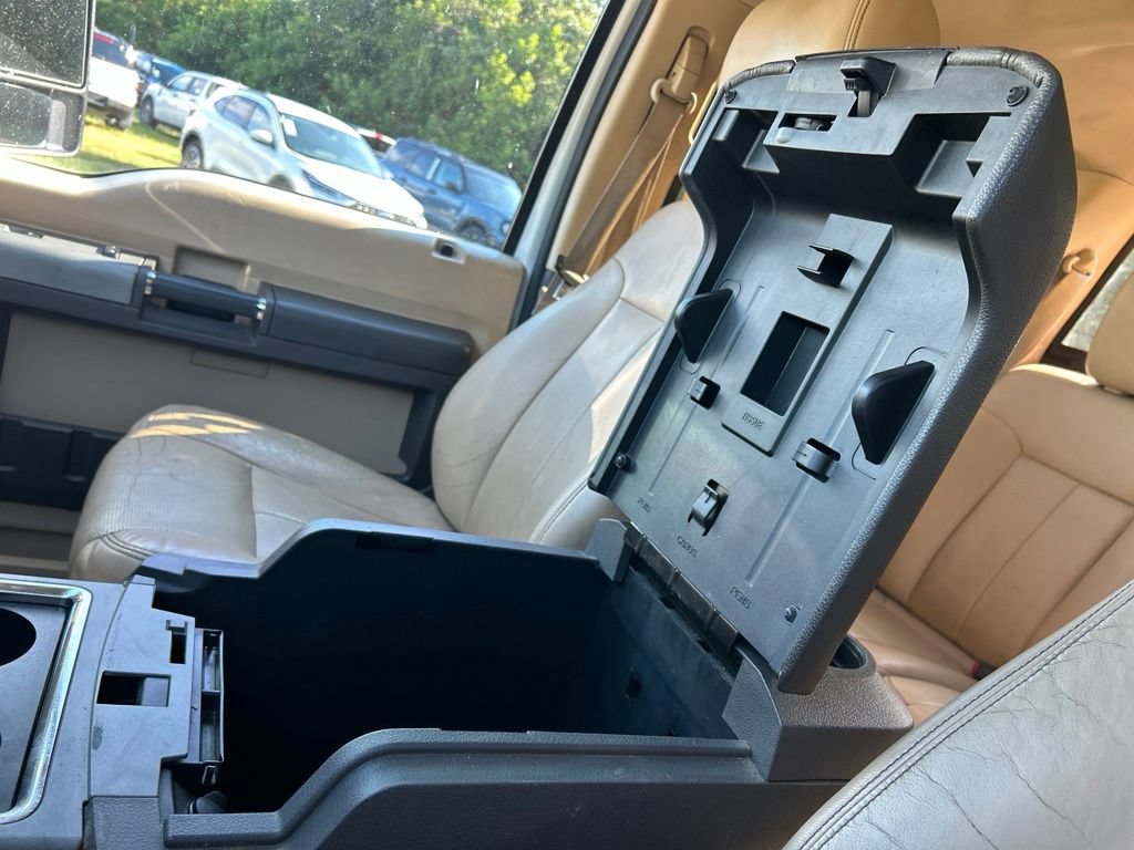 Used 2014 Ford F250 Lariat w/ Chrome Package AWD/4WD image 35