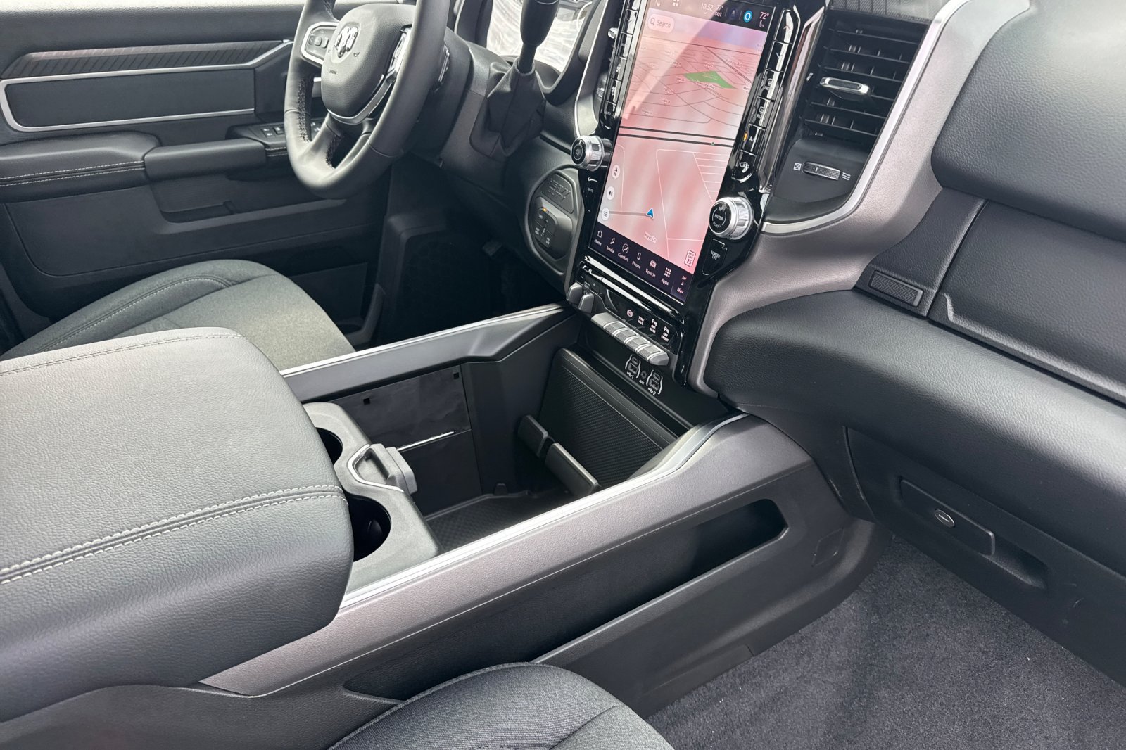 New 2027 RAM 3500 Big Horn AWD/4WD image 14