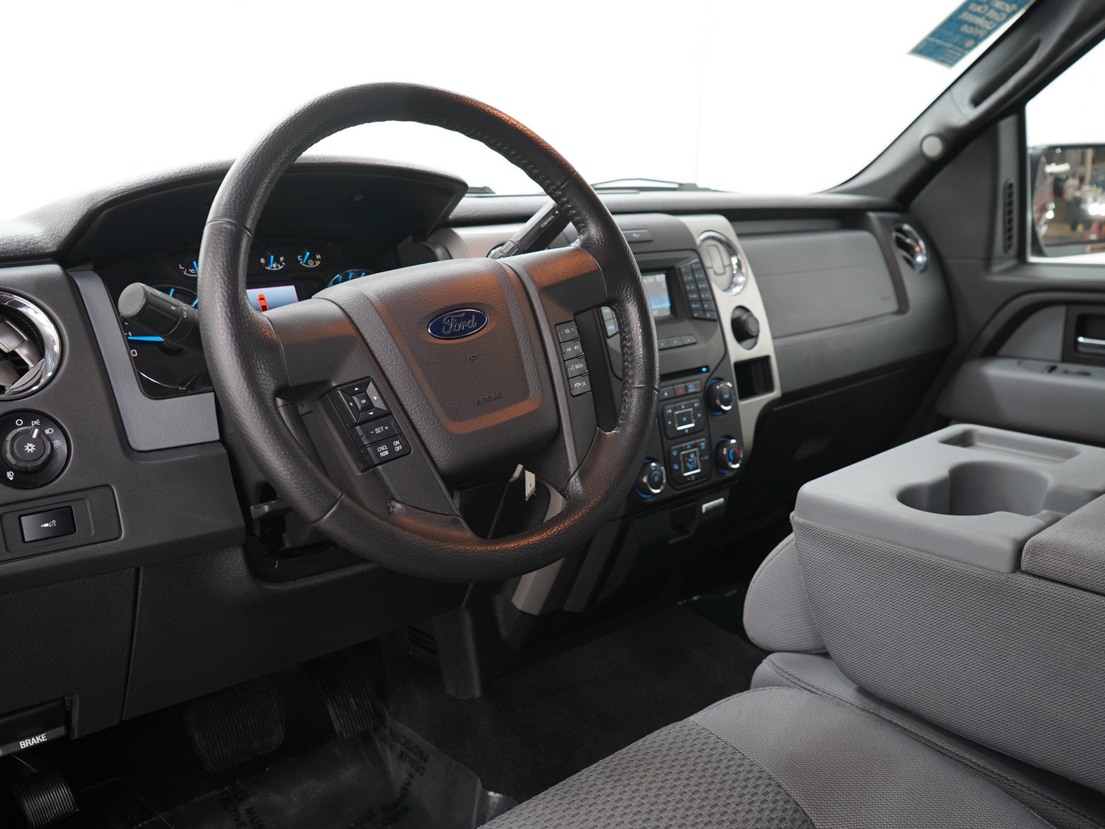 Used 2013 Ford F150 XLT w/ XLT Chrome Pkg AWD/4WD image 26
