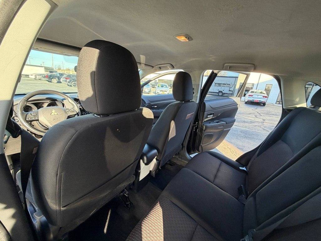 Used 2017 Mitsubishi Outlander Sport LE FWD image 14