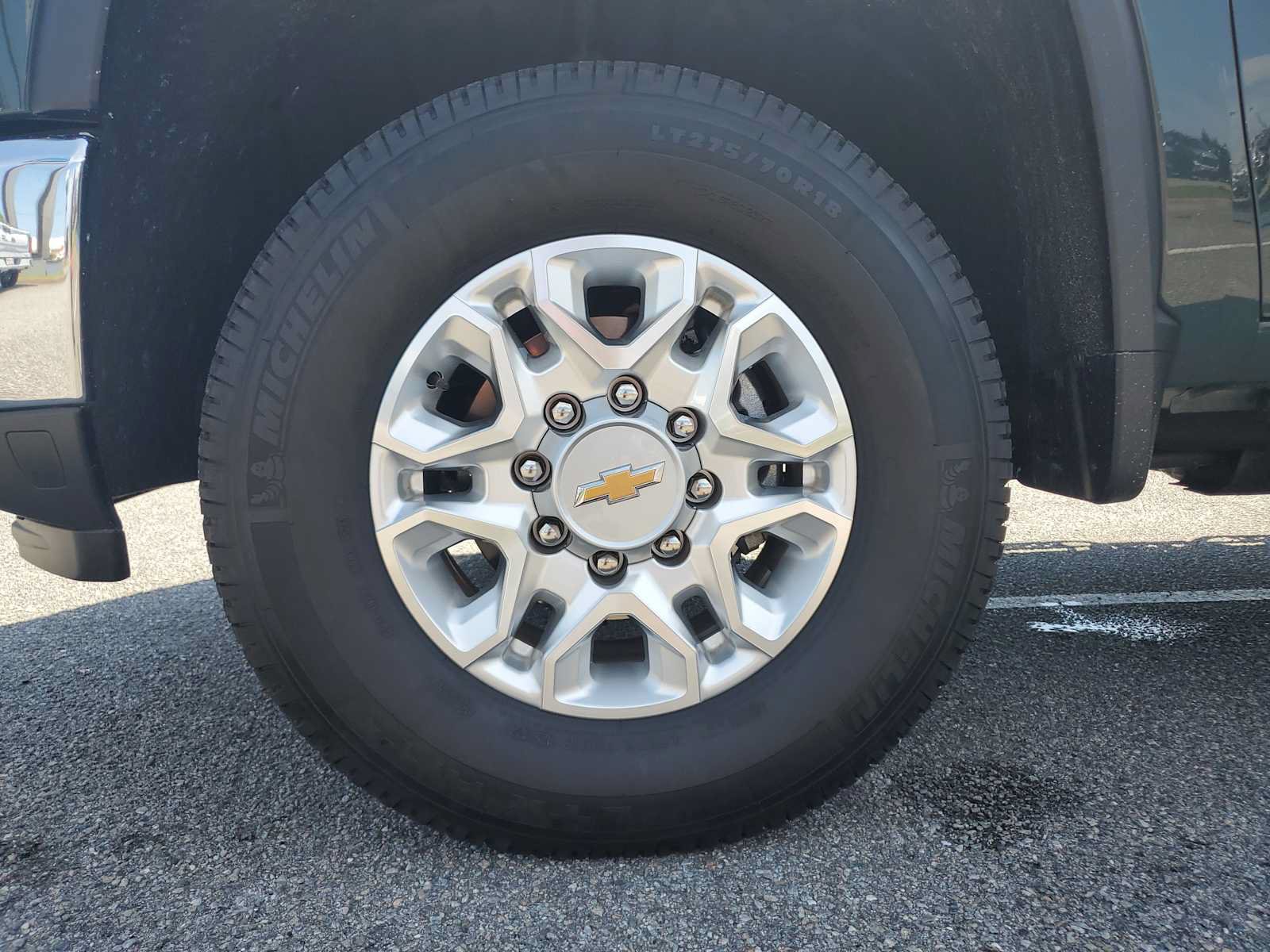 Used 2025 Chevrolet Silverado 2500 LTZ w/ LTZ Convenience Package AWD/4WD image 25