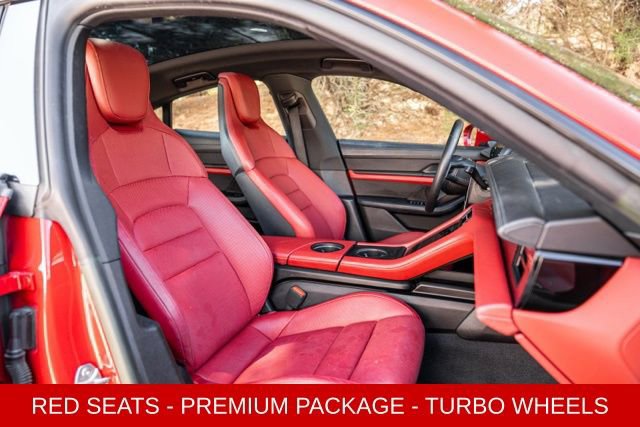 Used 2024 Porsche Taycan image 39