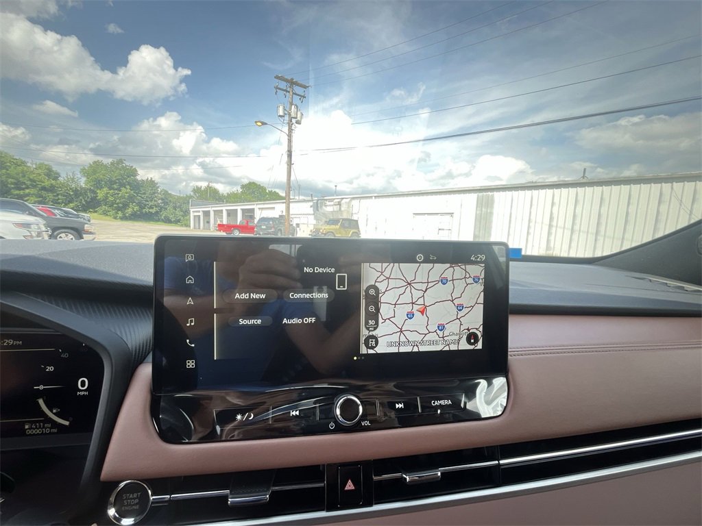 New 2025 Mitsubishi Outlander SEL image 16