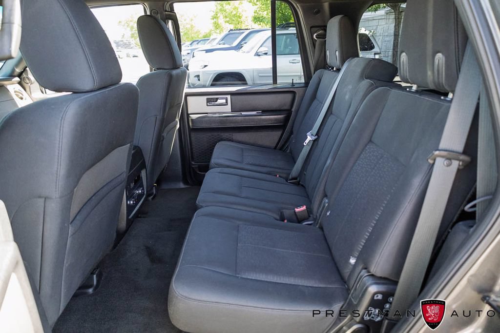 Used 2017 Ford Expedition XLT AWD/4WD image 31