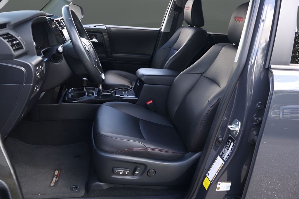 Used 2024 Toyota 4Runner TRD Off-Road Premium w/ Moonroof Package AWD/4WD image 12