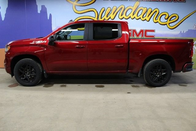 Used 2024 Chevrolet Silverado 1500 RST w/ Z71 Off-Road Package AWD/4WD image 7