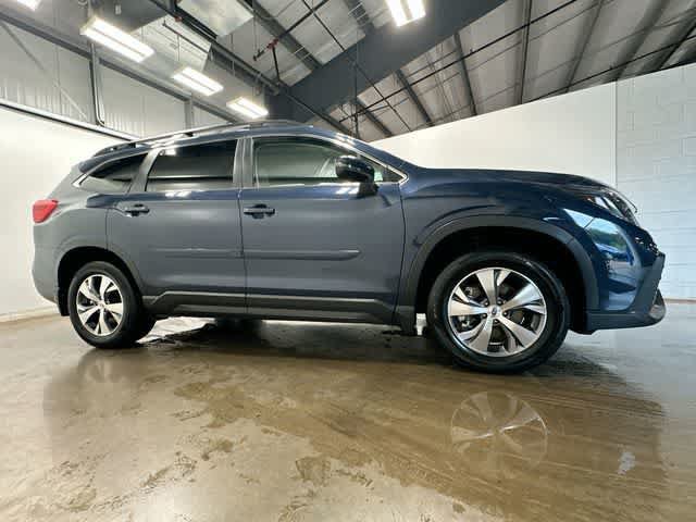Certified 2023 Subaru Ascent Premium w/ Convenience Package AWD/4WD image 3
