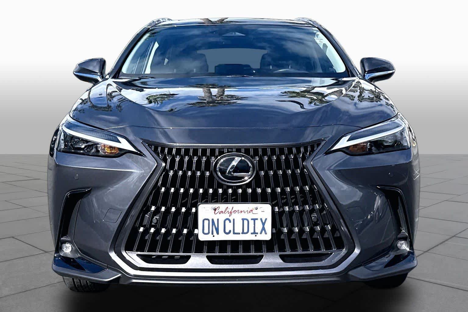 Used 2025 Lexus NX 350h AWD w/ Accessory Package (2T) image 3