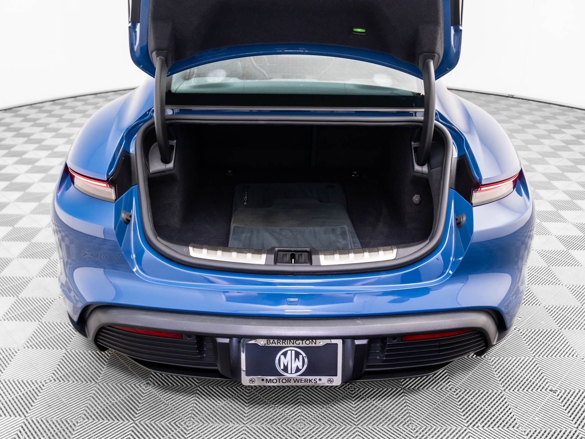 Certified 2022 Porsche Taycan 4S image 28