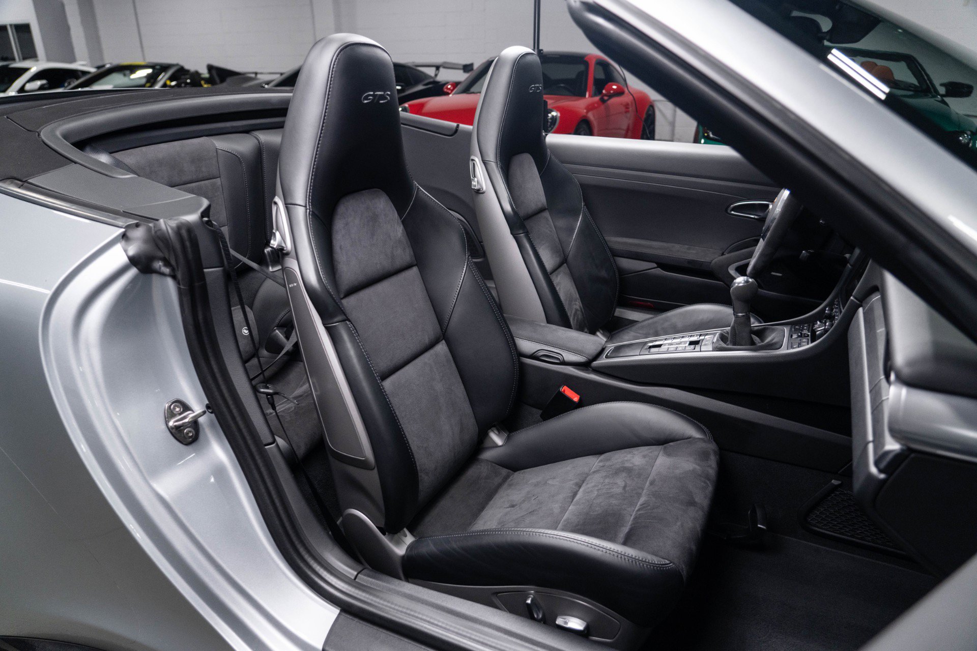 Used 2015 Porsche 911 Carrera GTS RWD image 68