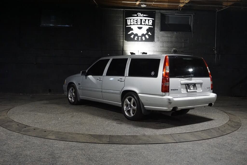 Used 1998 Volvo V70 R AWD/4WD image 3