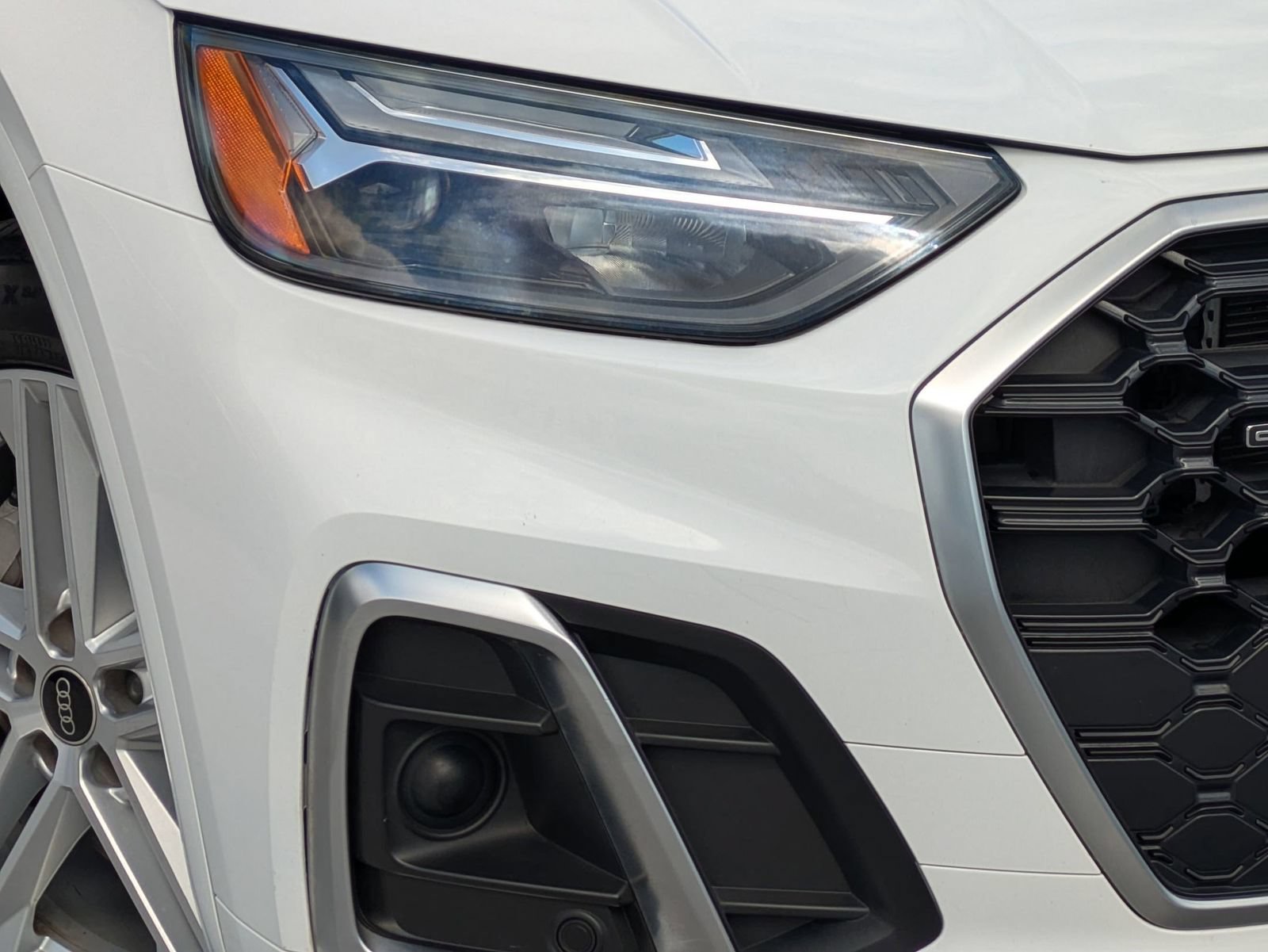 Used 2023 Audi Q5 e Premium w/ Convenience Package AWD/4WD image 25