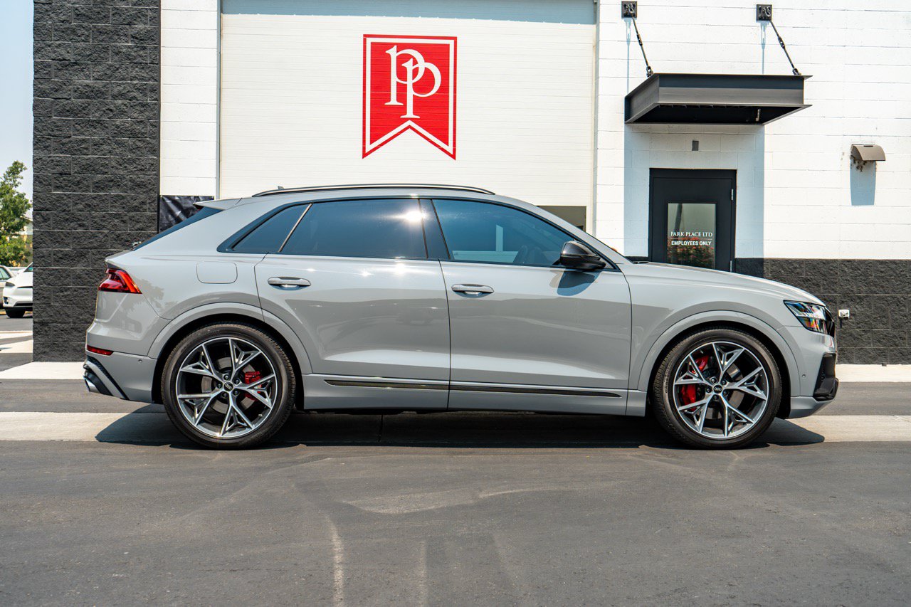 Used 2023 Audi SQ8 Prestige AWD/4WD image 29
