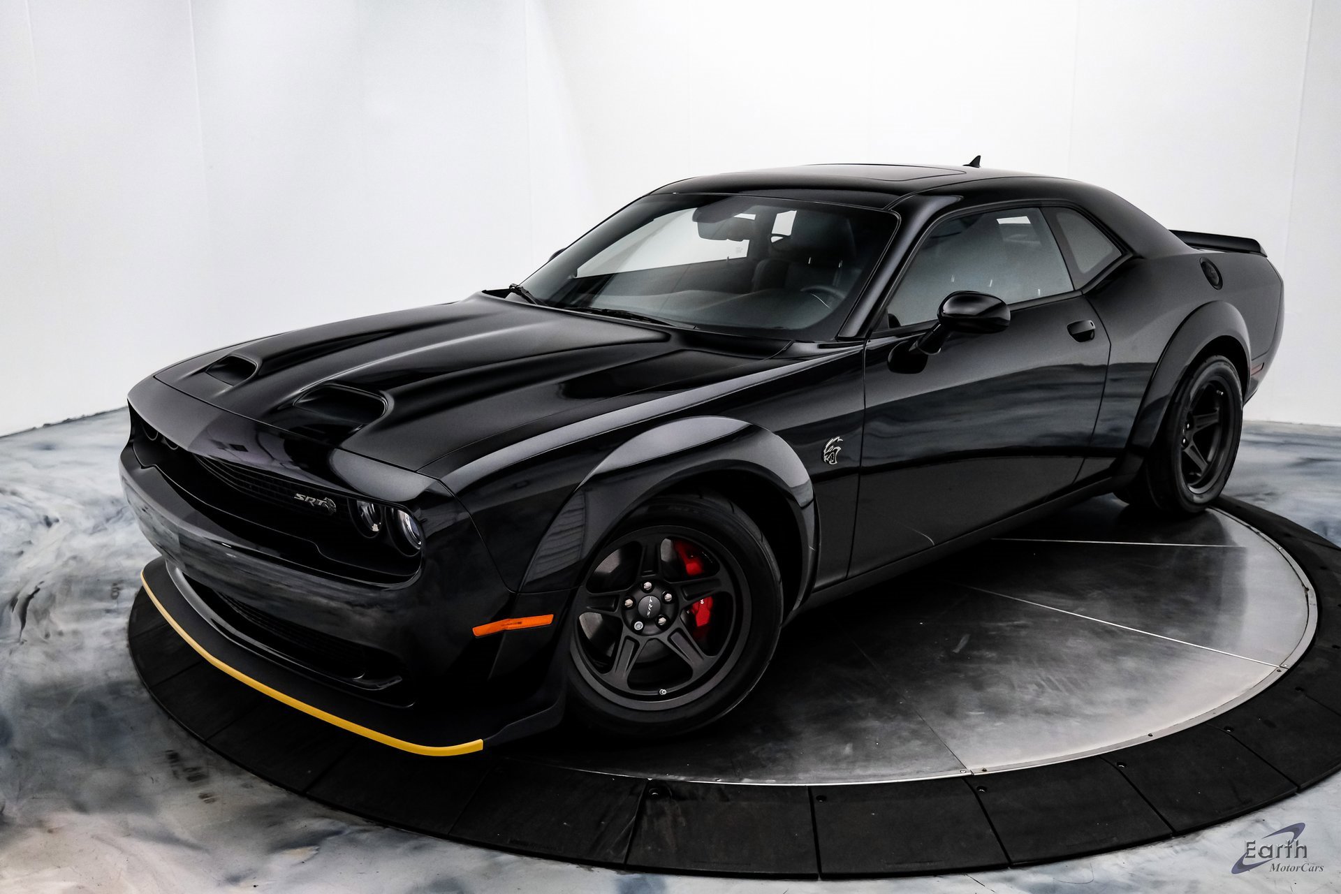 Used 2022 Dodge Challenger SRT Super Stock image 4