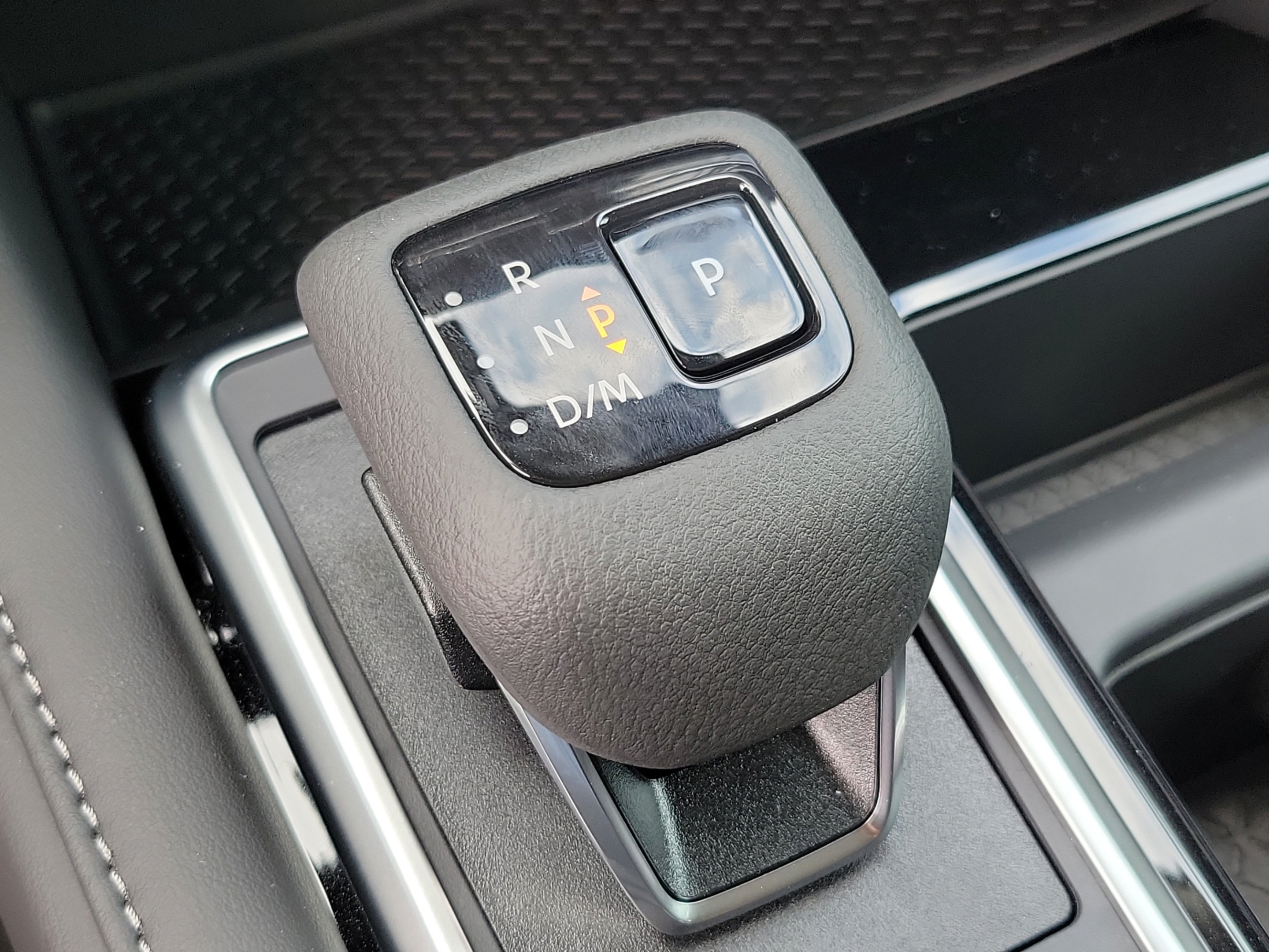 New 2026 Nissan Pathfinder SV FWD image 31
