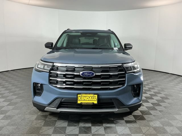 Used 2026 Ford Explorer Active w/ Active Comfort Package AWD/4WD image 2