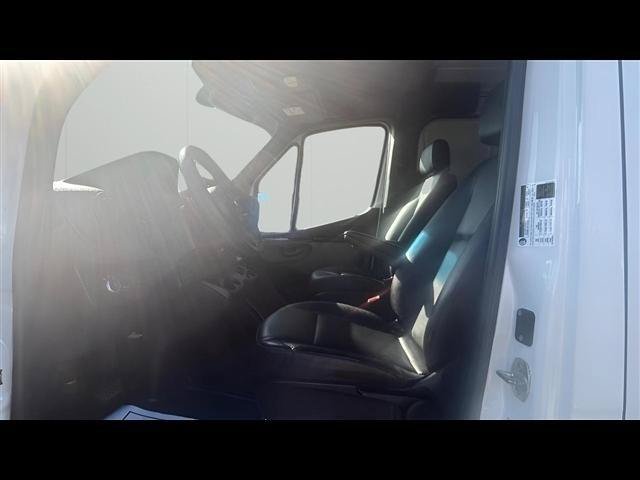 Used 2021 Mercedes-Benz Sprinter 2500 image 10