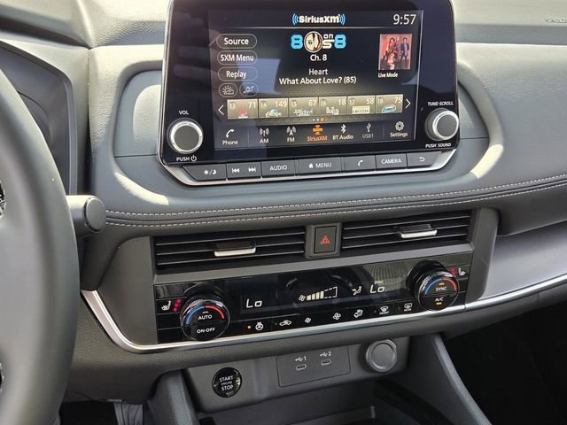 Used 2026 Nissan Rogue SV w/ Cold Weather Package FWD image 17