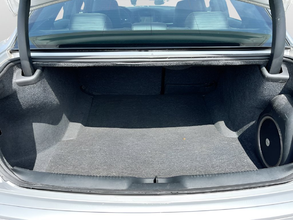 Used 2023 Chrysler 300 S RWD image 28