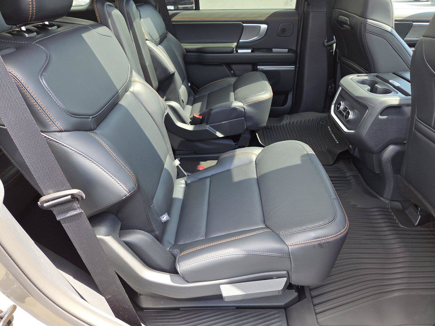 New 2027 Ford Expedition Tremor w/ Driver's Package AWD/4WD image 23