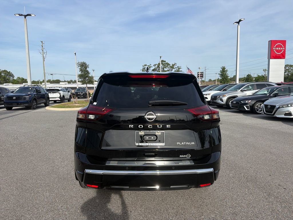 Certified 2024 Nissan Rogue Platinum w/ Platinum Premium Package FWD image 6