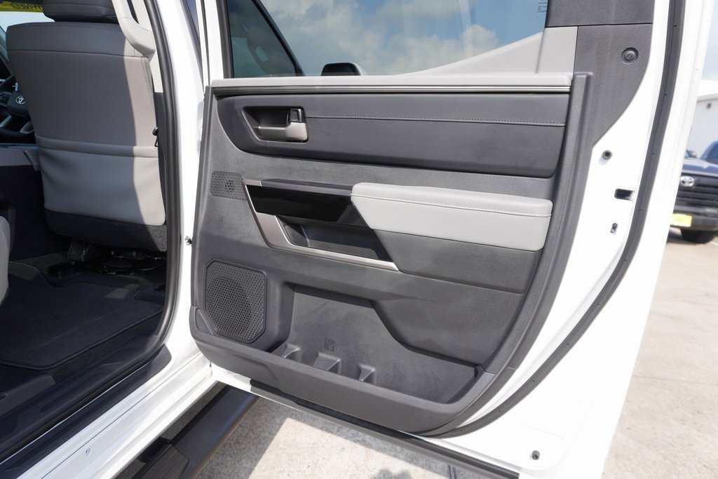 Used 2024 Toyota Tundra Limited image 23
