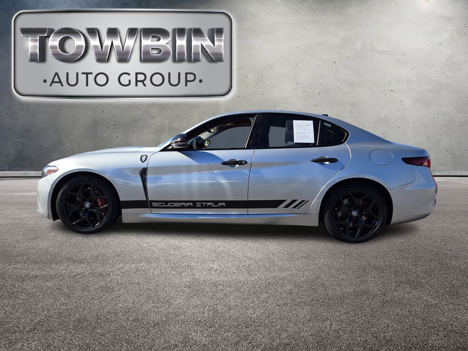 Used 2021 Alfa Romeo Giulia Sprint w/ Nero Edizione image 7