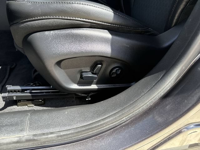 Used 2018 Jeep Compass Latitude w/ Popular Equipment Group FWD image 19