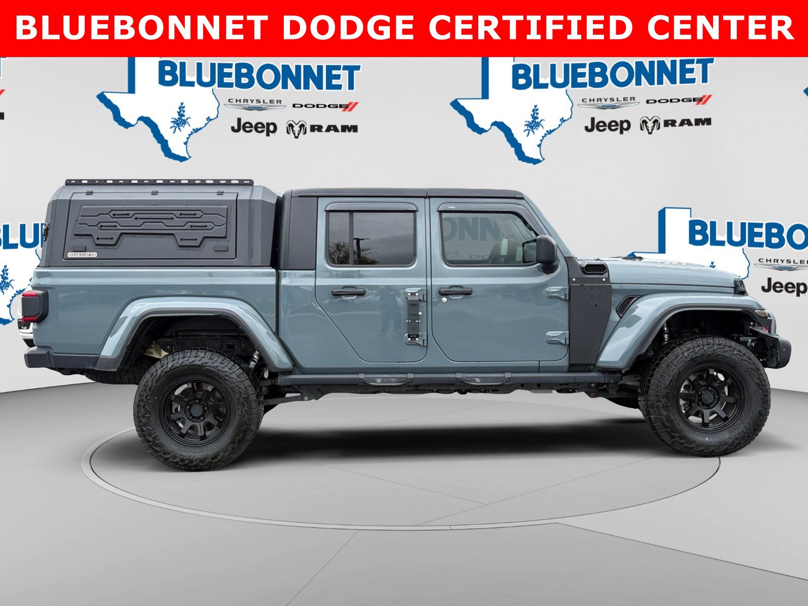 Used 2024 Jeep Gladiator Sport AWD/4WD image 4